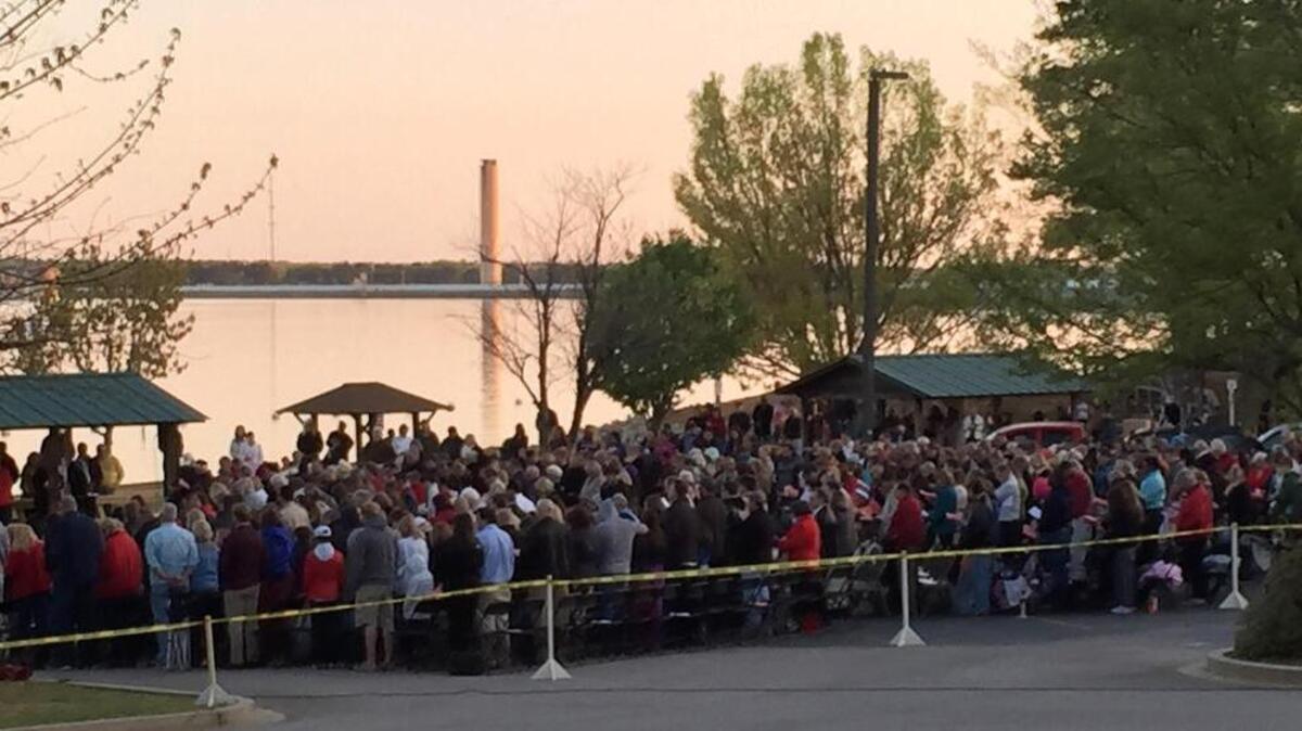 A past Easter service at Lake Murray.