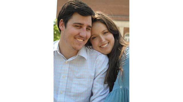 Seth Keefe proposes to Sarah Atkerson with Easter egg | The State