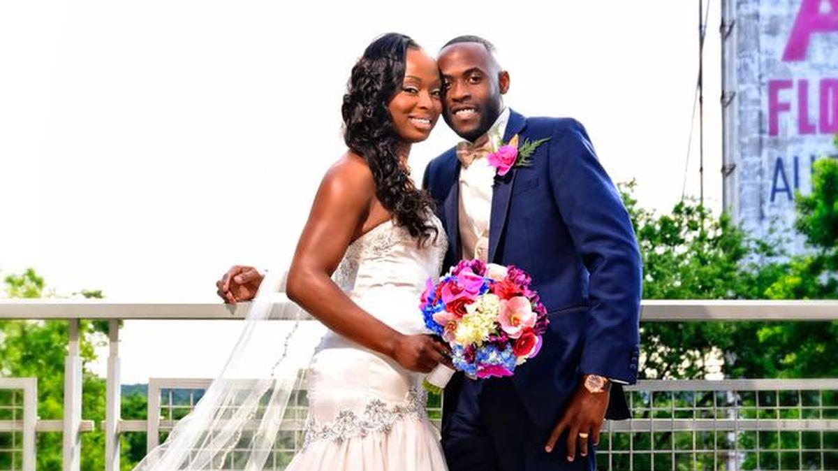 Mr. and Mrs. Christopher (Elizabeth Smith) Johnson
