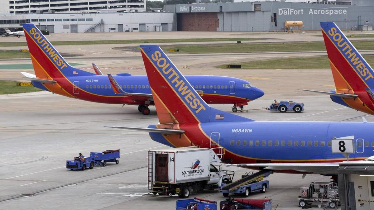 A study by Expedia Inc. and Airlines Reporting Corp. suggests the lowest average ticket prices were purchased on weekends, especially Sundays.