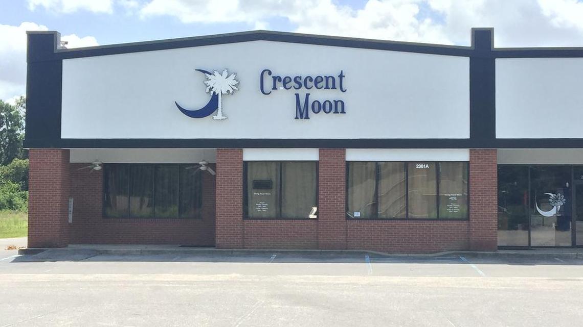 Crescent Moon Restaurant and Lounge has permanently closed in Lexington.