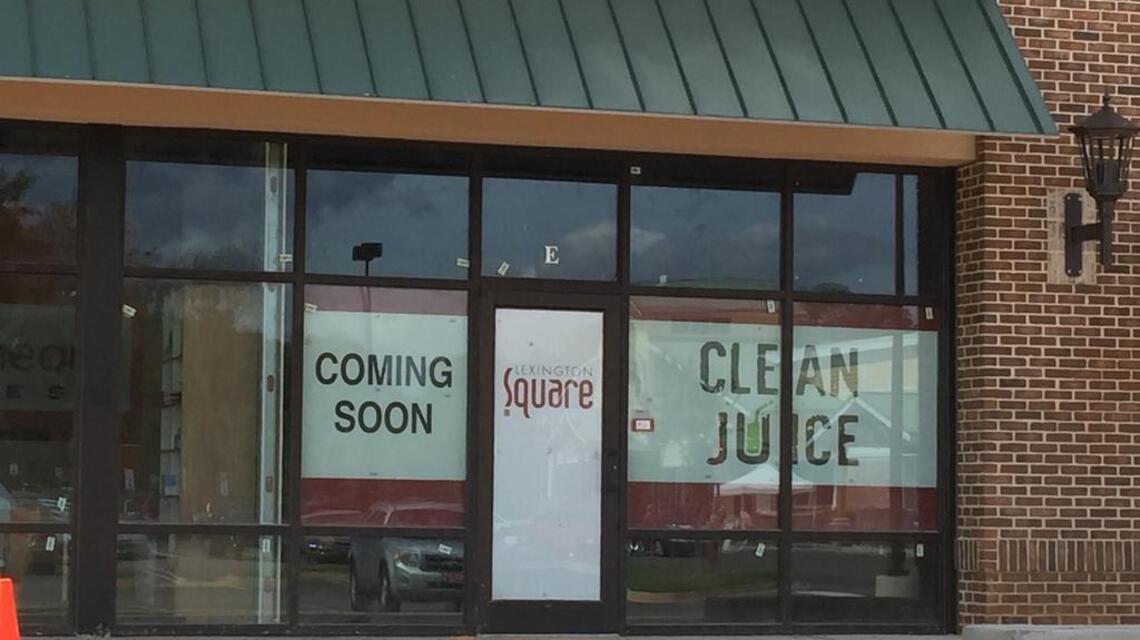 Another eatery signs on for Lexington Square; Hollywood Feed opens