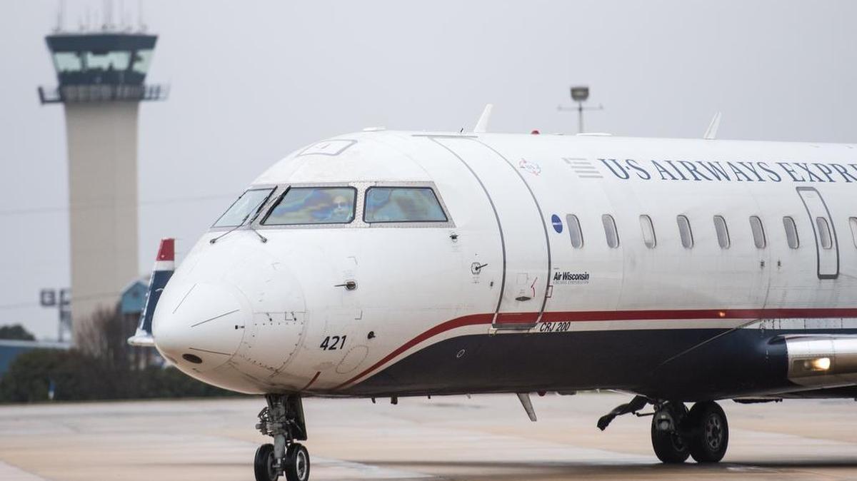 An American Airlines flight arrives at the Columbia Metropolitan Airport Friday, Jan. 8, 2016, in Columbia, S.C.