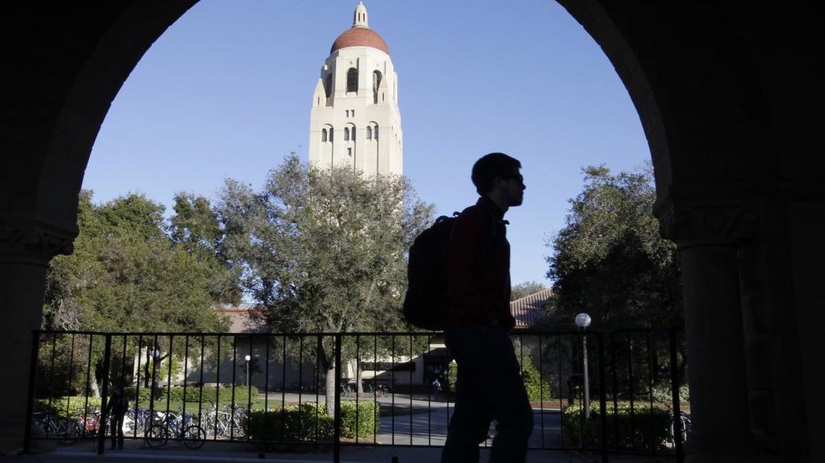 Student loan borrowers have several options for managing their debt, but often they won’t learn about them from the companies that service those loans, according to complaints to a government agency.