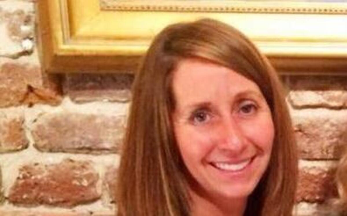 
Rebecca Roser (on left)
