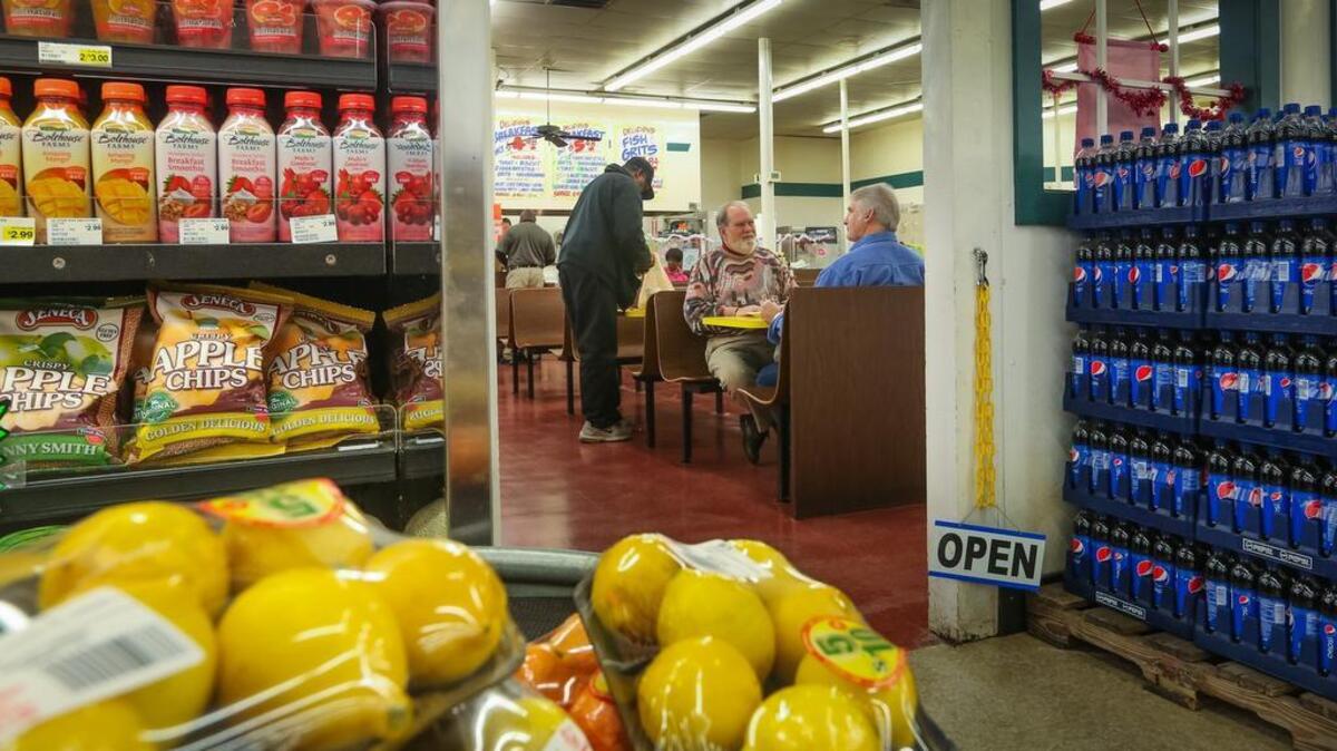 The restaurant inside the Piggly Wiggly restaurant on West Beltline boulevard has been a gathering place for patrons for years. The company has said the grocery store is closing.