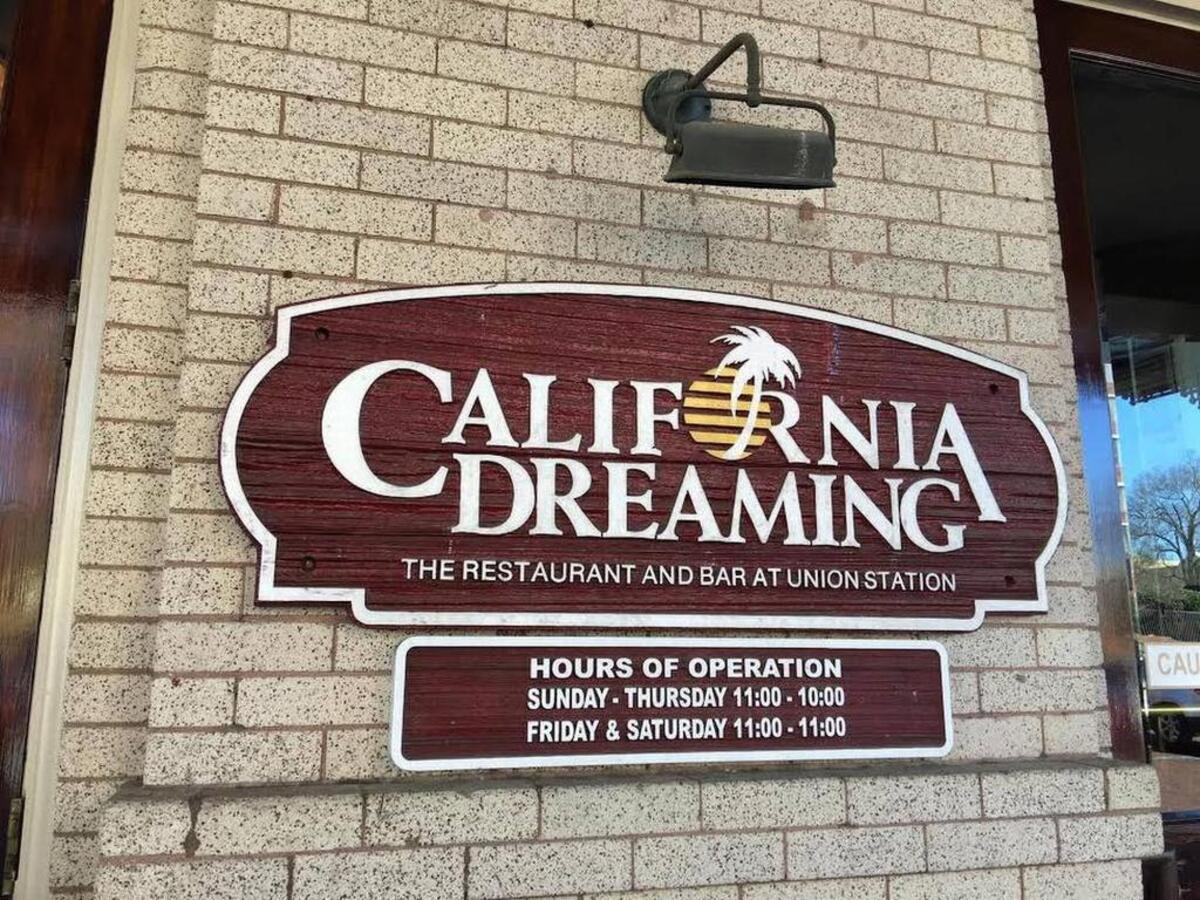 Sign outside Columbia California Dreaming