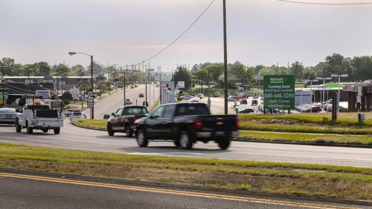 Landscaped medians that Cayce plans to install on Knox Abbott Drive will extend from the Congaree River as far west as the new WalMart grocery.