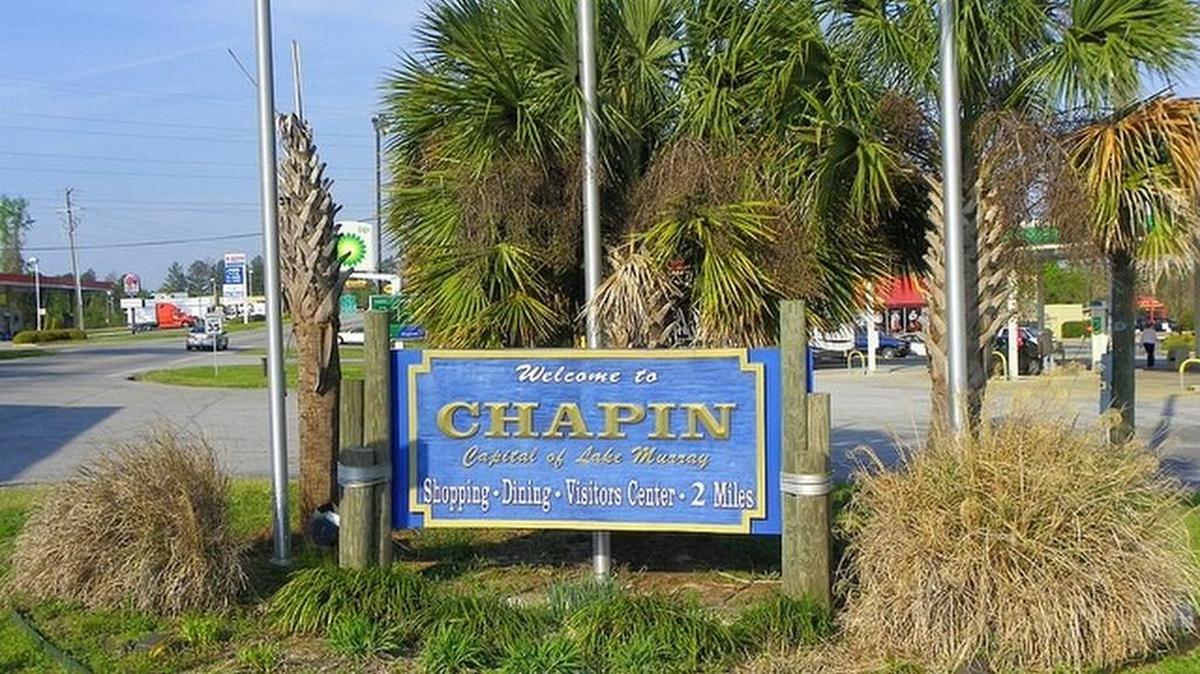 Chapin has welcome signs on main roads.
