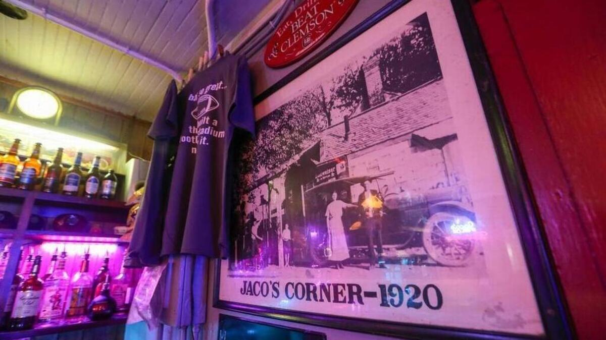 Jaco’s Corner had been a gathering place in Olympia since 1920.
