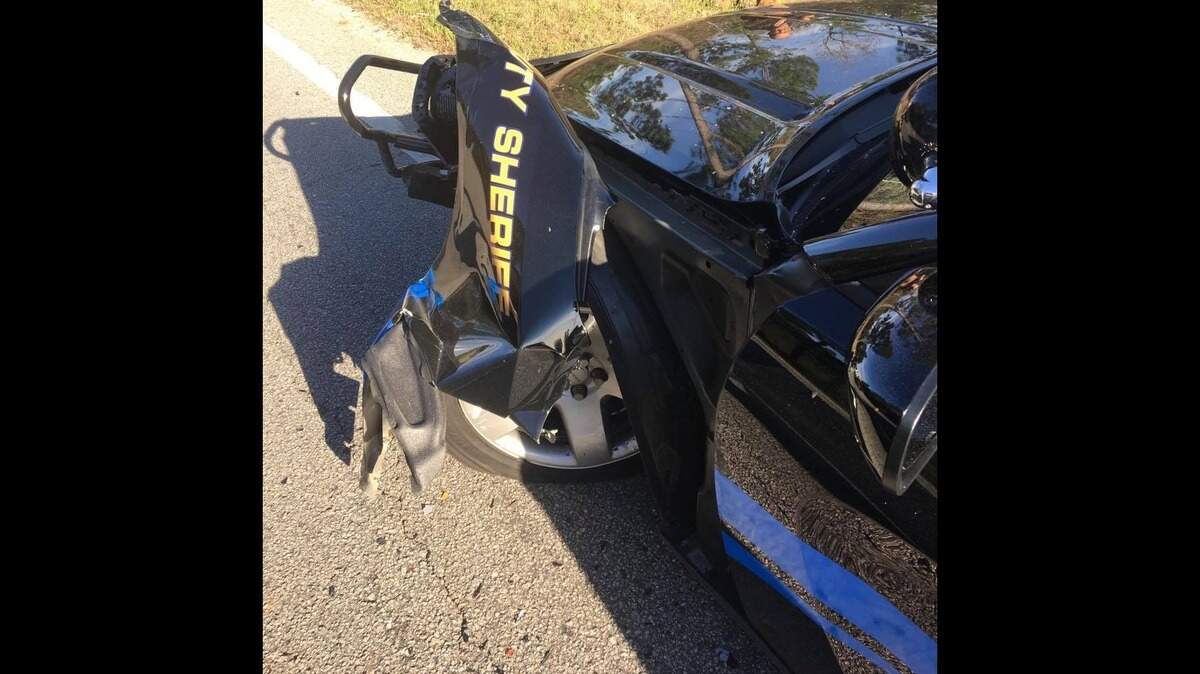 When a Kershaw County deputy crashed while turning around to pursue another car, the driver of that car returned to the scene to check on the deputy, the sheriff’s office said.
