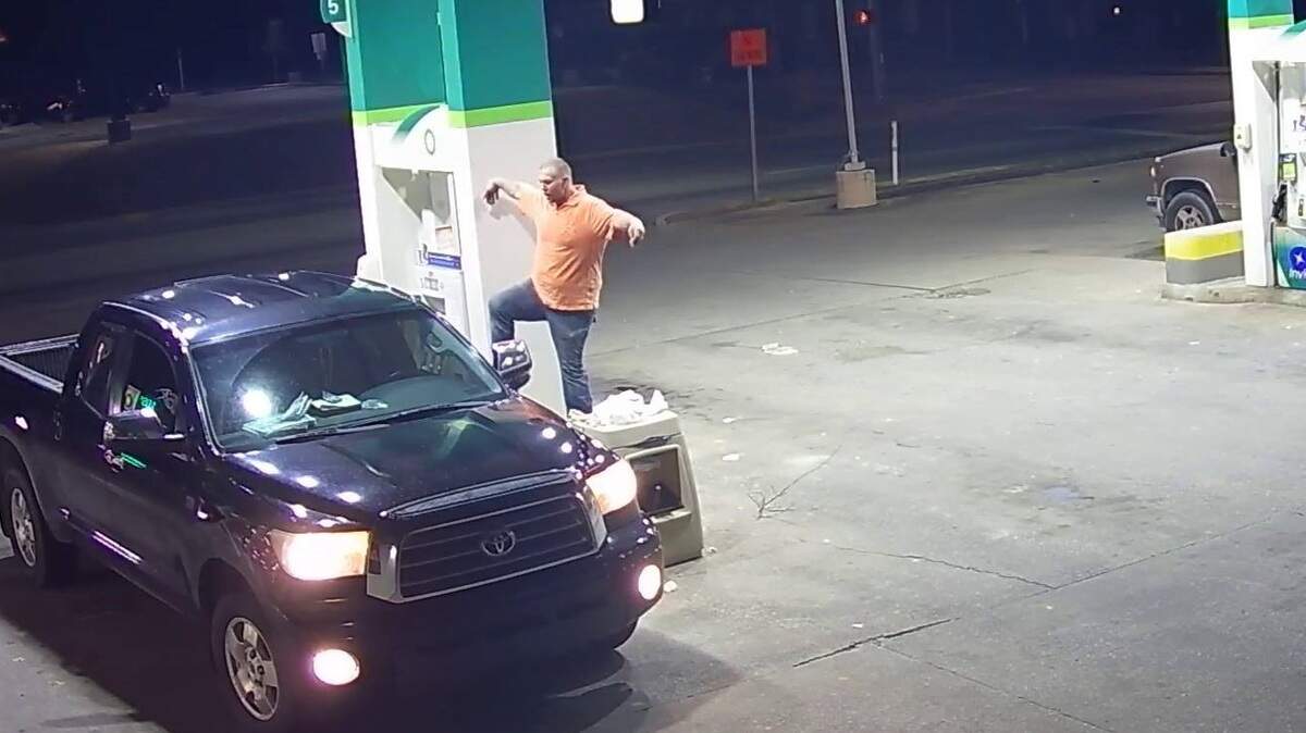 Swansea, SC, police say a man struck a famous pose from the movie ‘The Karate Kid’ before snatching a purse from a car at a gas station.