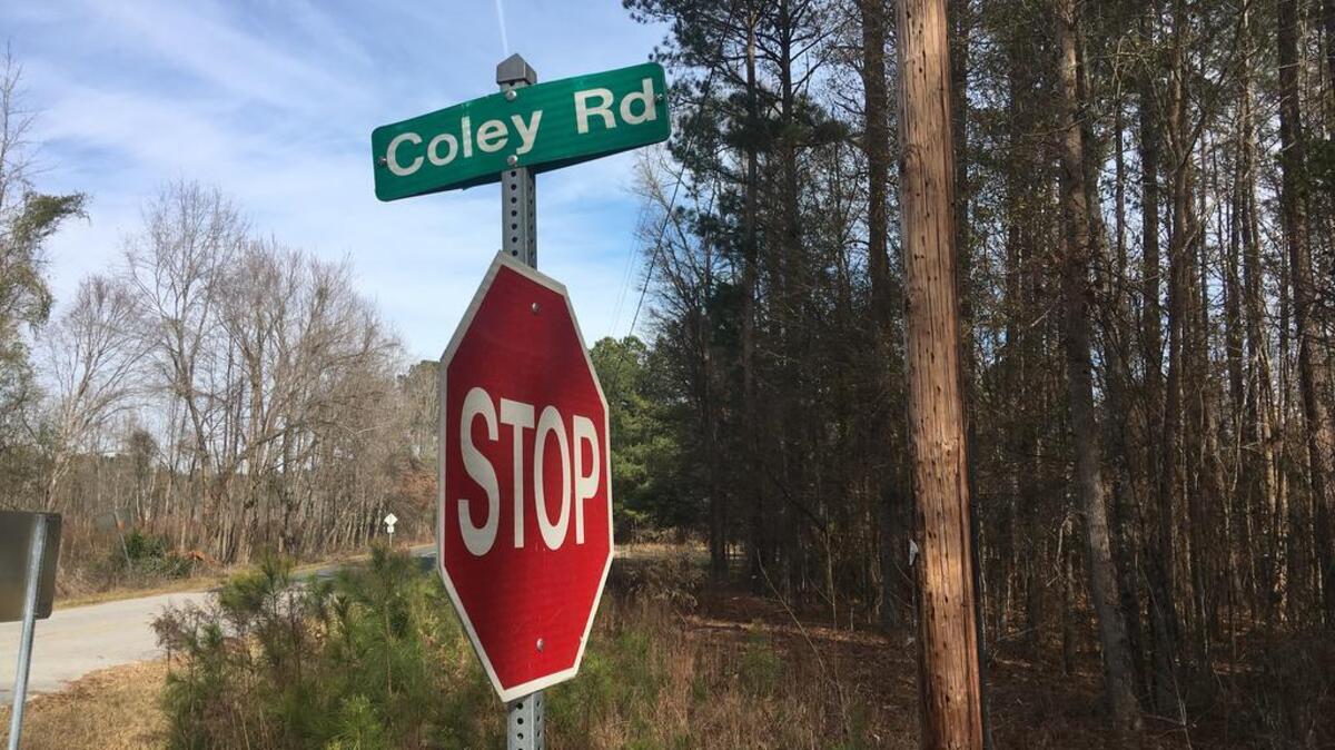 Coley Road at intersection with Pincushion Road