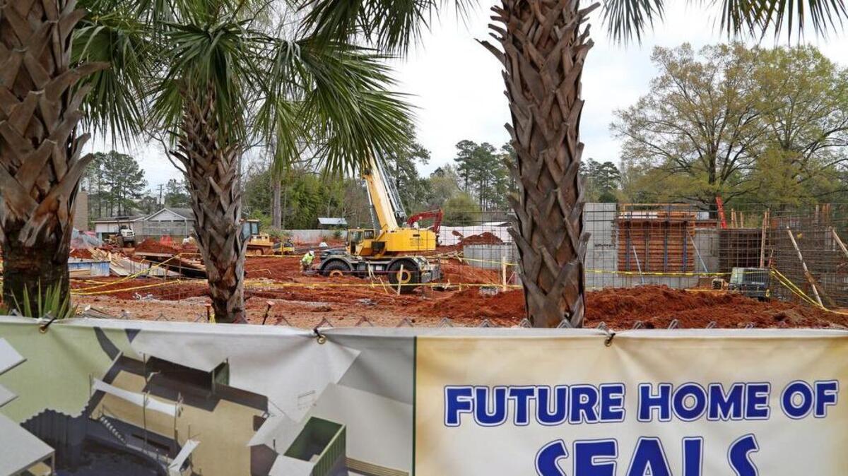 Construction continued throughout Riverbanks Zoo and Garden in 2015.