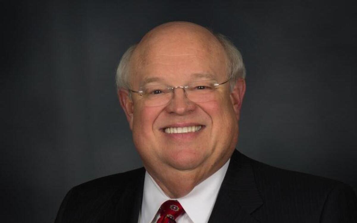 
Dr. Stephen Hefner
