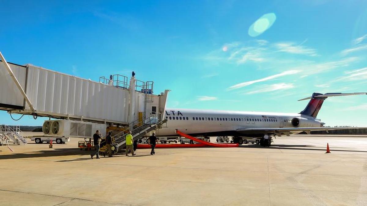 Passenger travel in 2016 was once again up at Columbia Metropolitan Airport. There will some ongoing improvements to the terminal and the runway in 2017. The facelift will include new kiosks and airline counters, flight displays, PA system, carpet, lighting and a large information station in the center of the Grand Hall.