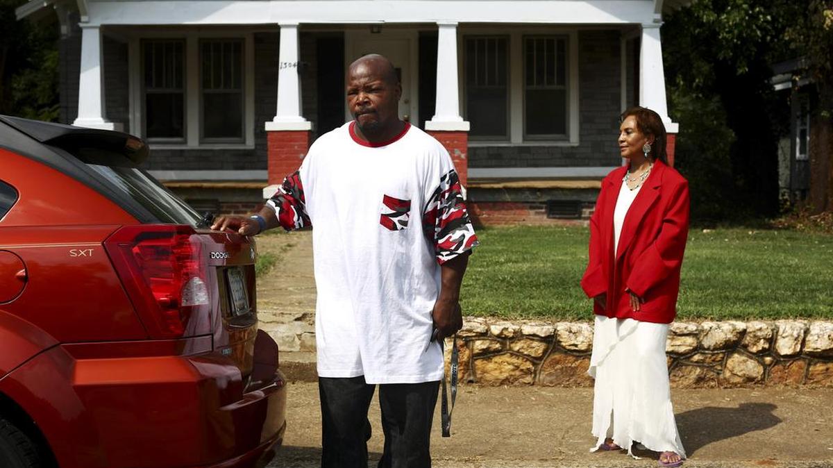 James Fields and Marie Robinson at the site of their traffic stop, where they were parked outside of their residence at the time, in Greensboro, N.C., Sept. 4, 2015. In North Carolina, the state that keeps the most comprehensive statistics, Greensboro officers pulled over, searched and used force on black drivers at a disproportionate rate.