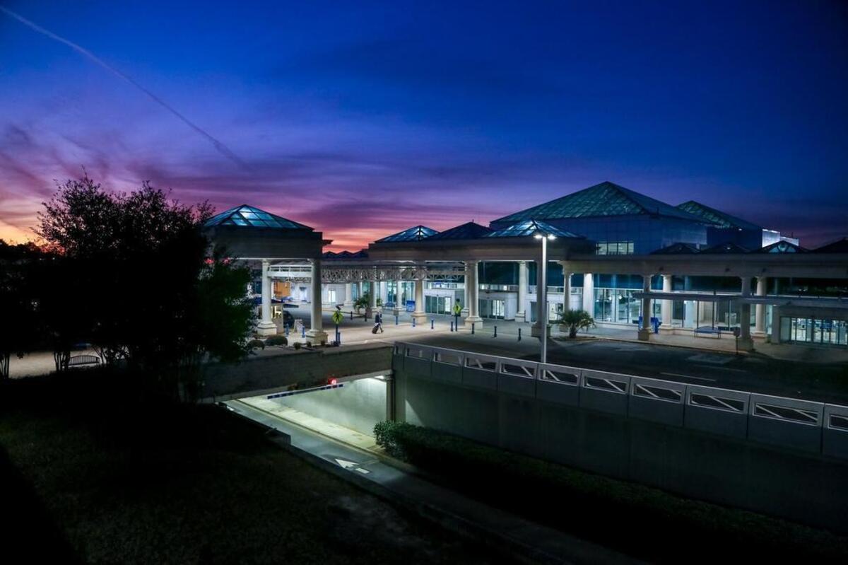 After five years of growth, Columbia Metropolitan Airport has experienced a decline in passengers in 2017.