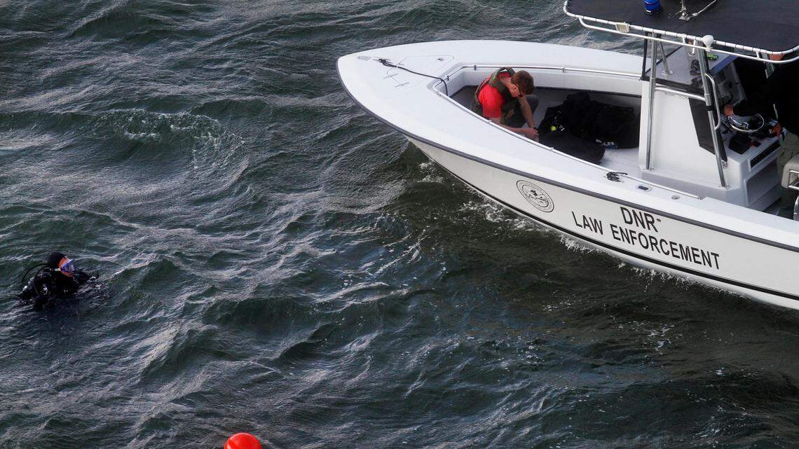 Dive teams from the S.C. Department of Natural Resources are searching Lake Wateree for a woman who jumped from a pontoon boat Sunday night but never resurfaced.