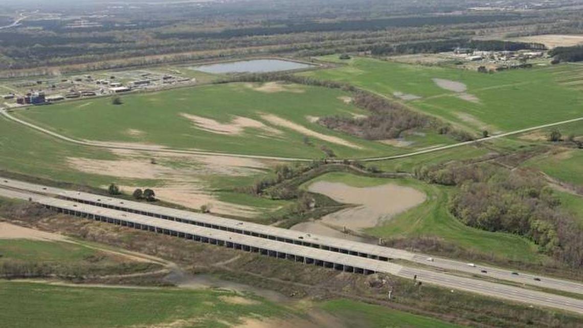 
Aerial photo of Burroughs and Chapin's property once slated for Green Diamond, adjacent to the Congaree River and I-77 and southeast of downtown Columbia. Pictured on the upper left is the city of Columbia wastewater treatment plant and on the upper right is Heathwood Hall.
