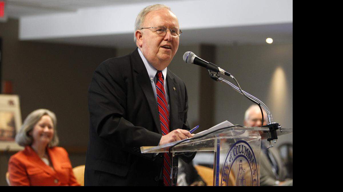
Former mayor Bob Coble speaks during the Coble Plaza dedication ceremony in 2013.

