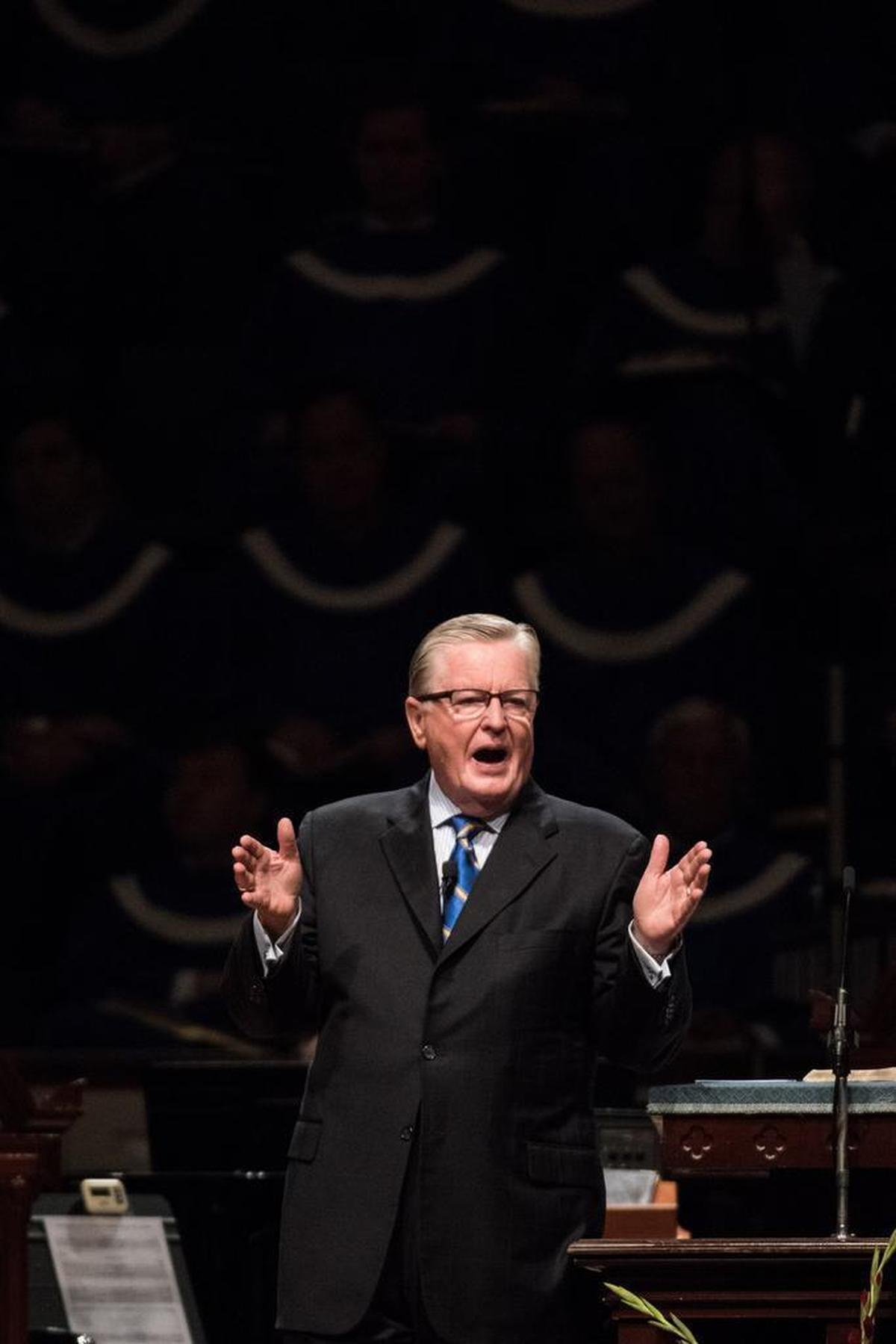 Pastor Wendell Estep gives a sermon during services Sunday at Columbia's First Baptist Church on Sept. 17