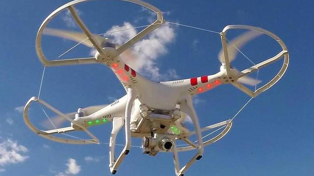 
Concerns are arising over drones and privacy on personal property.
