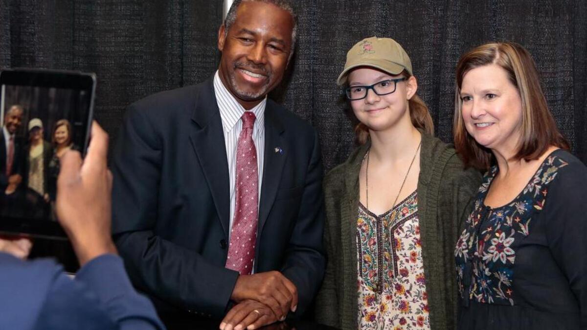 
GOP Presidential candidate Dr. Ben Carson makes a book signing stop at Books-A-Million in Rock Hill, 10-10-2015.
