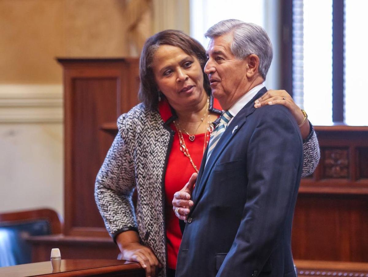 Sen. Margie Bright Matthews talks with Sen. Nikki Setzler during an organizational session earlier this week.