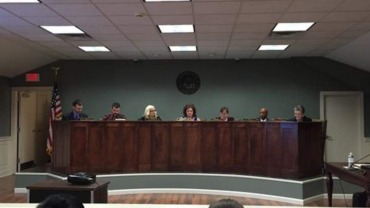 The newest edition of Simpsonville City Council, led by new Mayor Janice Curtis, center, met for the first time Tuesday at Simpsonville City Hall. The newest edition of Simpsonville City Council, led by new Mayor Janice Curtis, center, met for the first time Tuesday at Simpsonville City Hall.