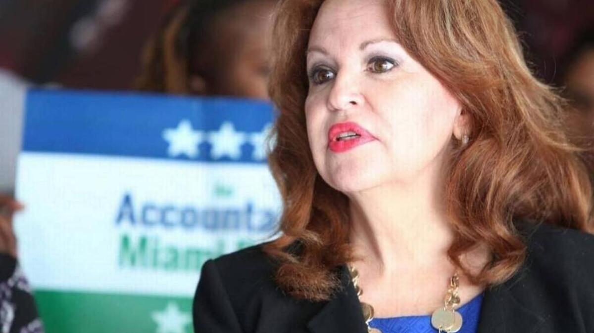 Bettina Rodriguez Aguilera, a former Doral city council member and the city’s first economic director, will run to replace retiring Rep. Ileana Ros-Lehtinen in Congress in 2018. Rodriguez Aguilera said during a 2008 TV appearance that she has seen alien extraterrestrials throughout her life.