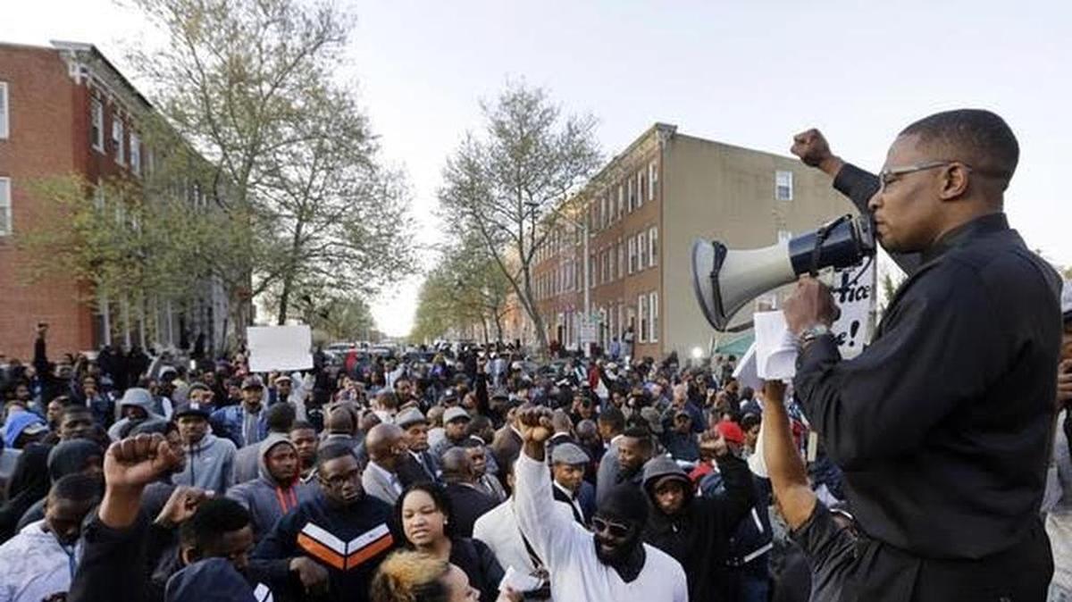 An NBC News story about the mistrial of a former South Carolina officer charged with fatally shooting a black man was pulled from the Today show website because the network apparently included an image of a protest in Baltimore. The image used in the segment was taken by an Associated Press photographer outside Baltimore police headquarters in the days after the death of Freddie Gray.