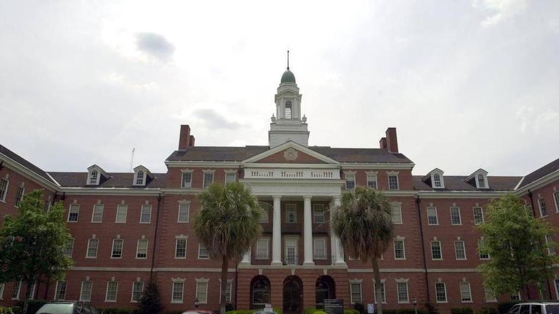 USC School of Medicine in Columbia, which is currently housed at Columbia’s Veterans Affairs hospital. The University is planning to build a $300 million new Health Sciences Campus on Harden Street.
