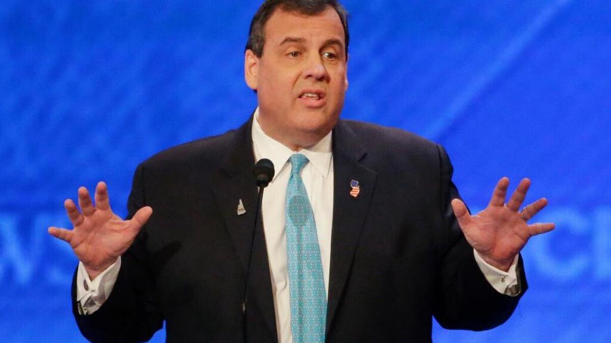 Chris Christie, R