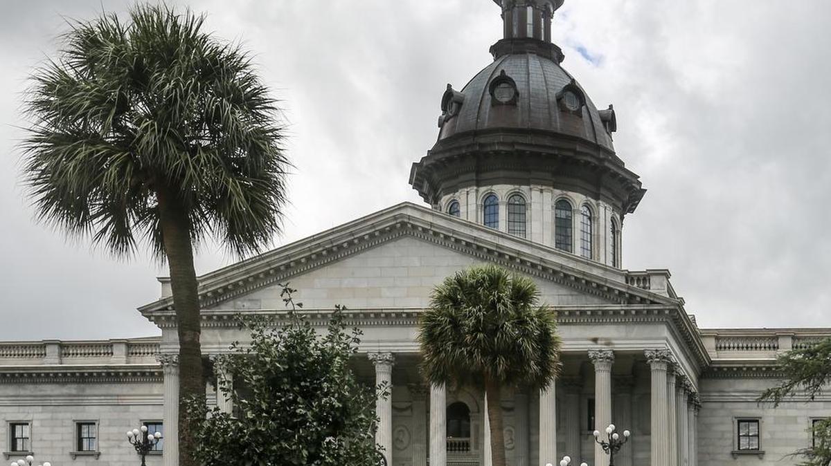A bipartisan group of S.C. House lawmakers have filed a proposal that would allow victims of sexual harassment to settle their disputes in court rather than behind closed doors. S.C. Statehouse 8/9/16