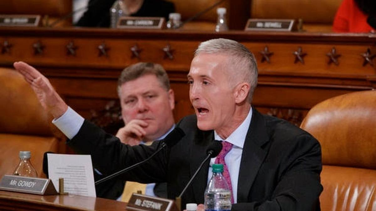 House Intelligence Committee member Rep. Trey Gowdy, R-S.C., right, accompanied by Rep. Rick Crawford, R-Ark., questions FBI Director James Comey on Capitol Hill in Washington, Monday, March 20, 2017, during the committee's hearing on allegations of Russian interference in the 2016 U.S. presidential election.