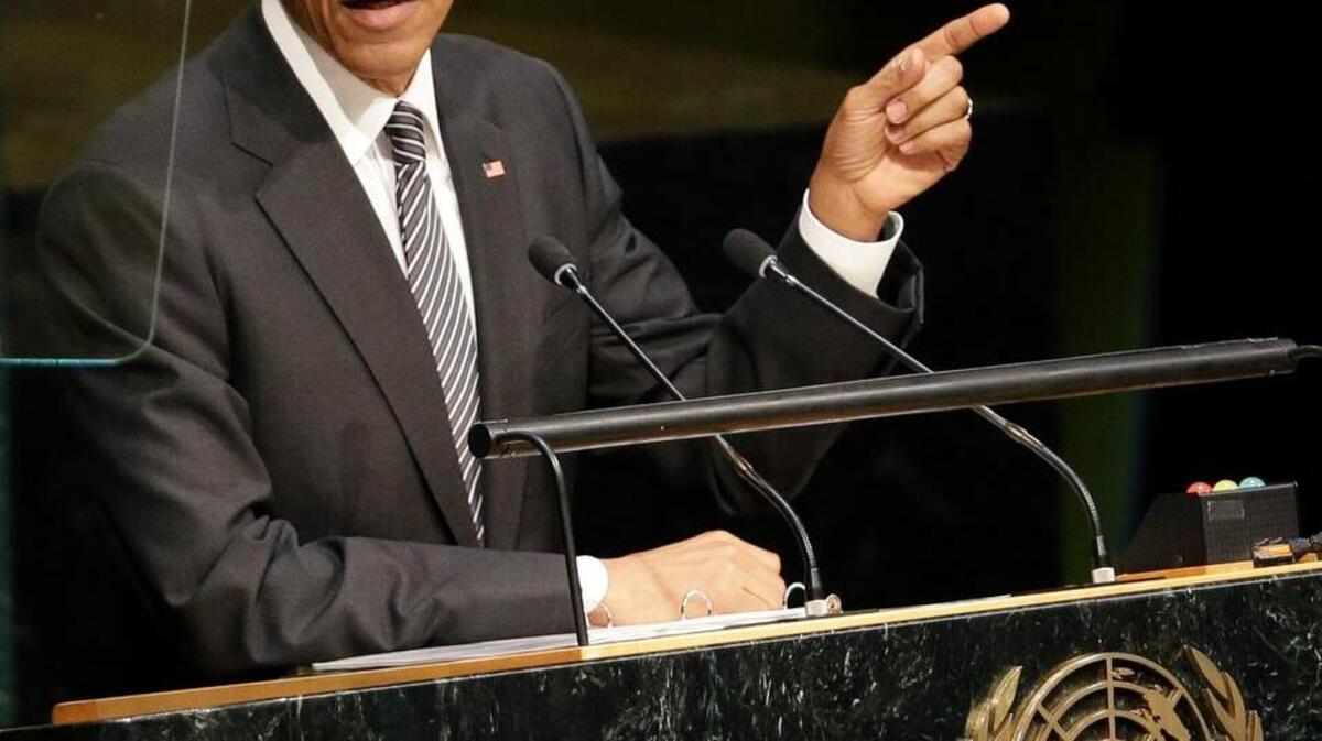 
United States President Barack Obama addresses the 2015 Sustainable Development Summit, Sunday, Sept. 27, 2015, at United Nations headquarters. 
