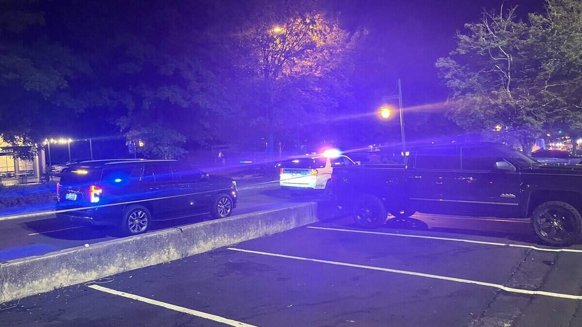 Columbia Police investigating two Saturday night shootings that left 5 wounded