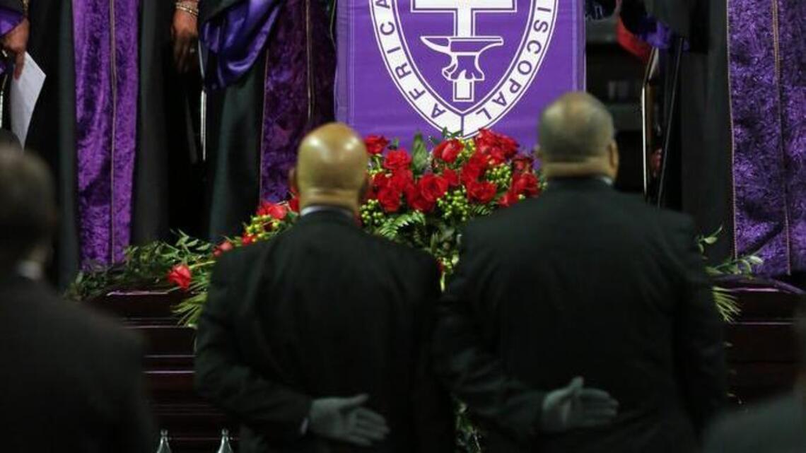 Emanuel AME pastor sues former parishioners for defamation