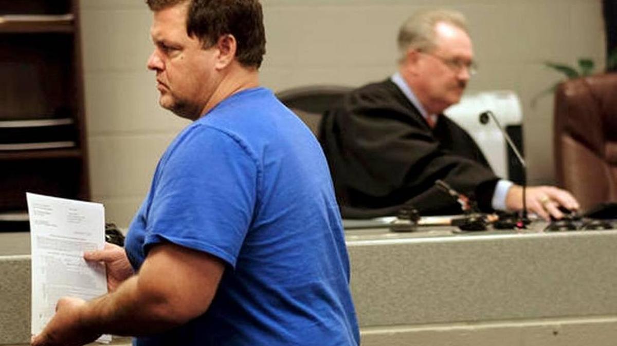 FILE PHOTO: Accused serial killer Todd Kohlhepp
