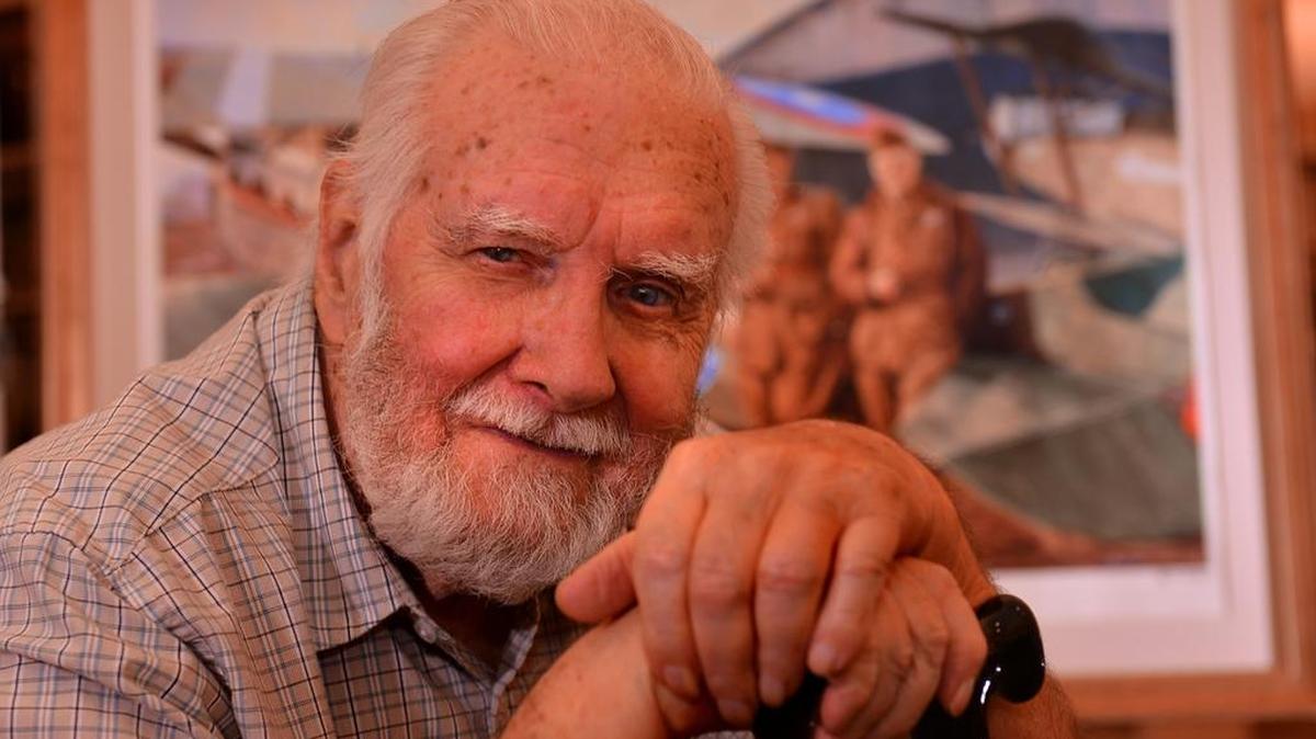 Artist Bob Wilson, at the Spartanburg County Library Downtown Headquarters in Spartanburg, Tuesday, January 24, 2017. Wilson, 95, is receiving the Order of The Palmetto on Wednesday in Columbia.