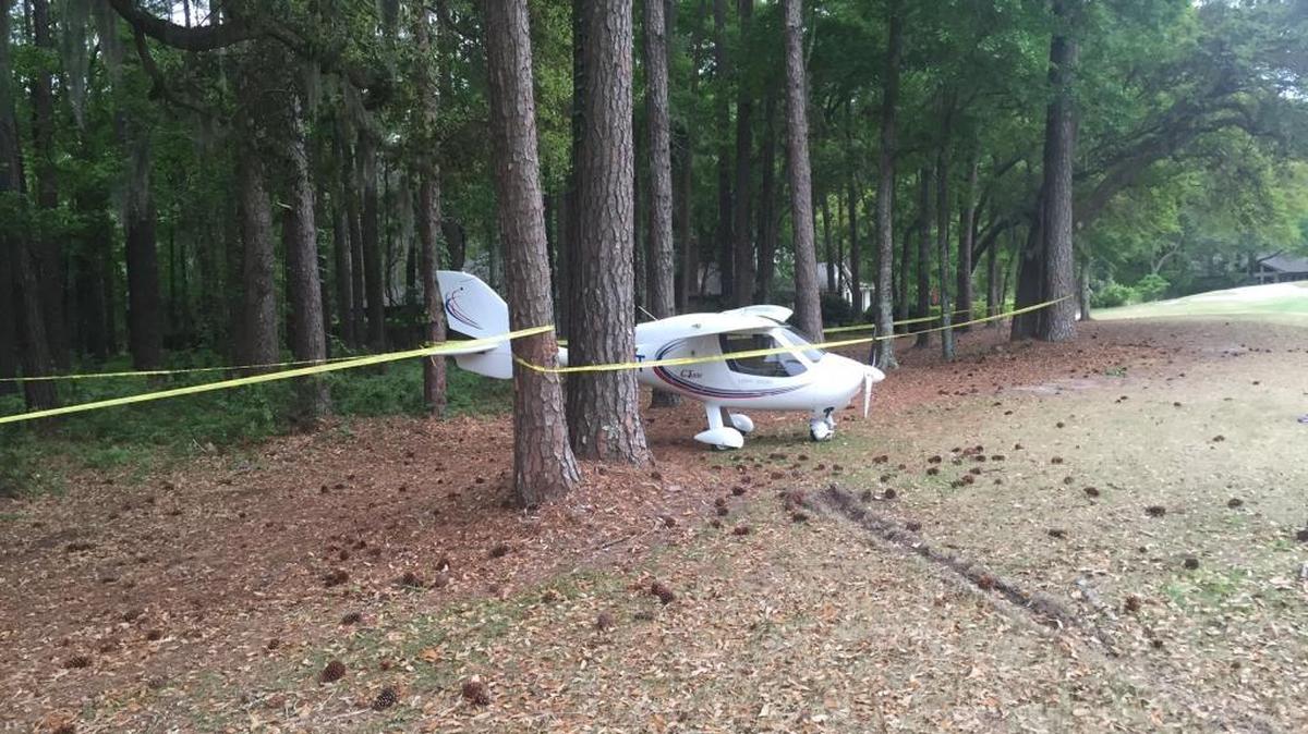 A small plane made an emergency landing on the Dolphin Head course on Hilton Head Plantation on Hilton Head Island on April 6, 2016. No injuries were reported.