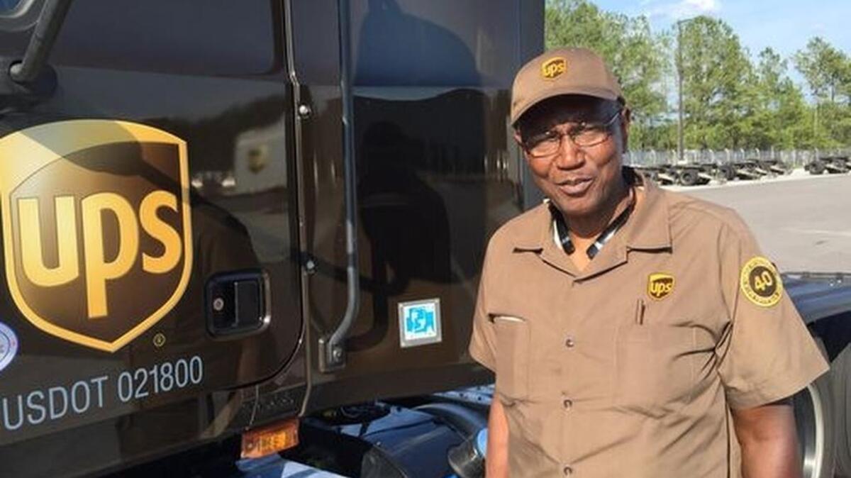 Roosevelt Green has driven 4 million miles without an accident over 40 years. By Tim Smith/Greenville News