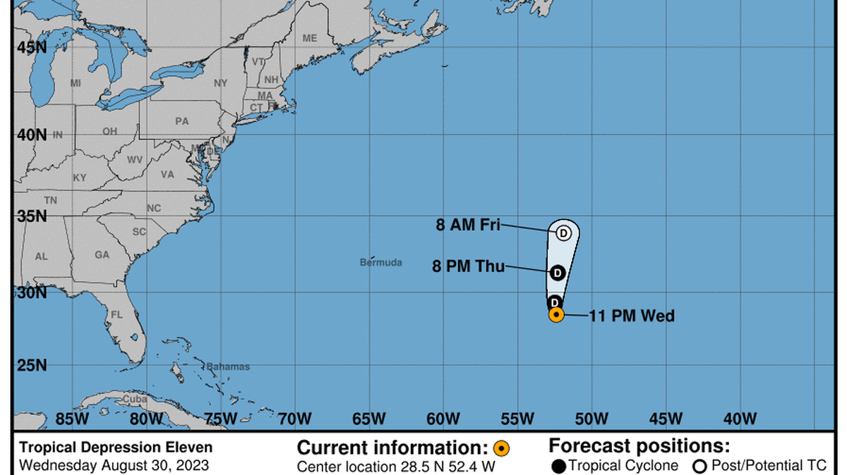 This graphic created by the National Weather Service/NCEP Weather Prediction Center (WPC) shows the projected path.
NATIONAL HURRICANE CENTER