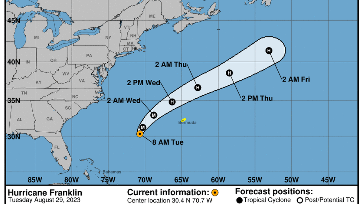 This graphic created by the National Weather Service/NCEP Weather Prediction Center (WPC) shows the projected path.
NATIONAL HURRICANE CENTER