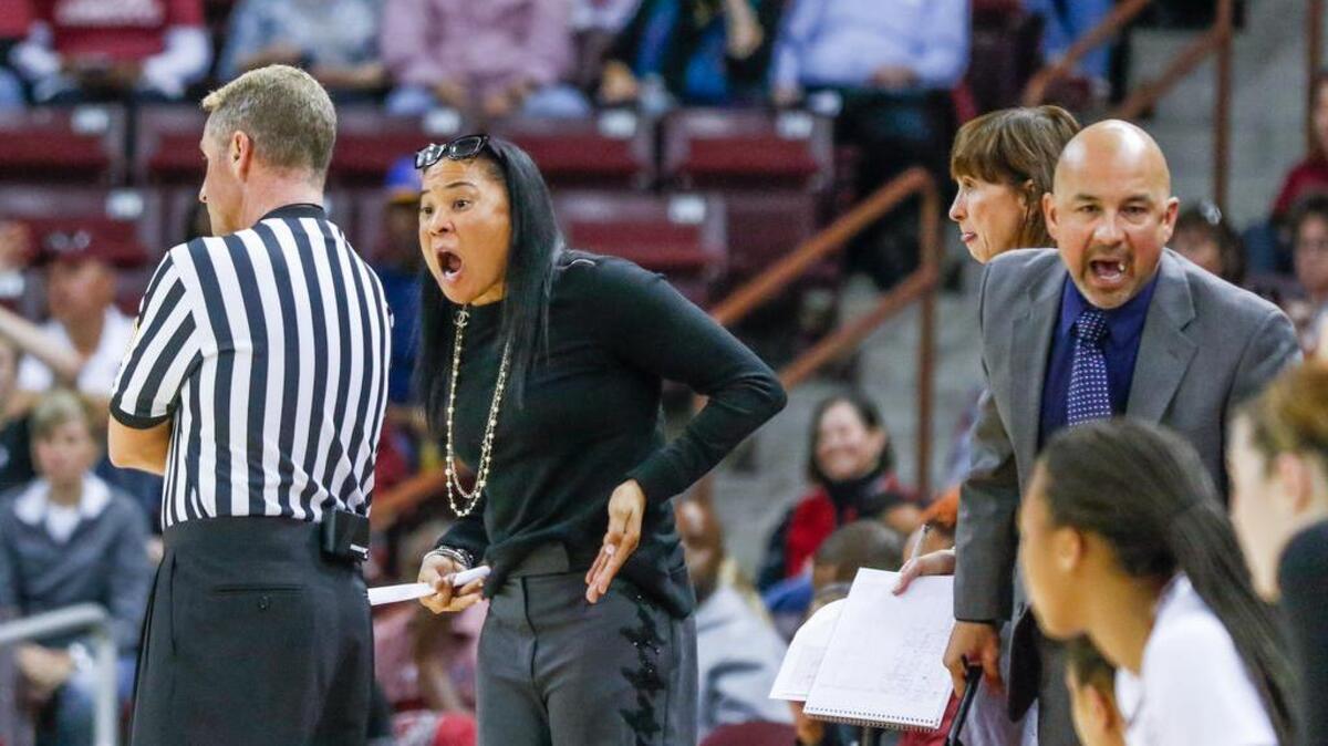 USC women’s basketball coach Dawn Staley objects to a foul call during the Nov 19 game against Wofford.