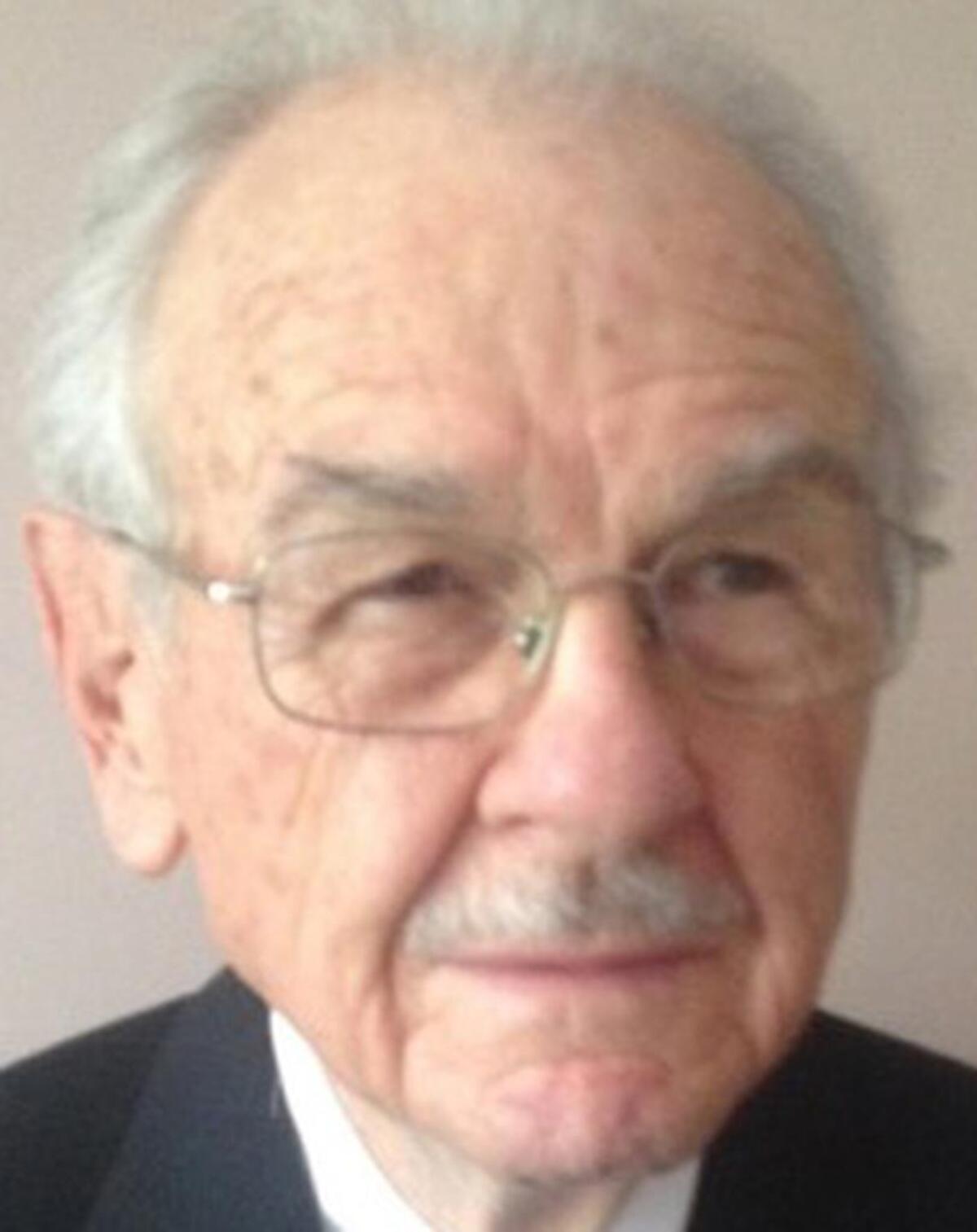 Dr Hunter Rentz