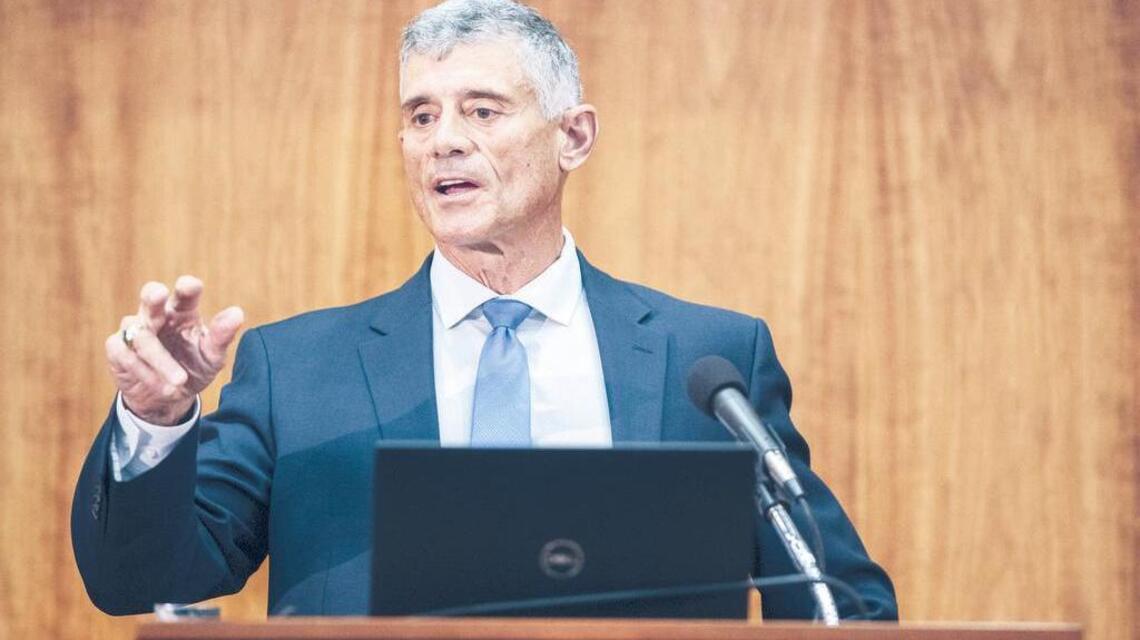 Op-ed: On Caslen vote, USC board must understand the school, its funding has changed