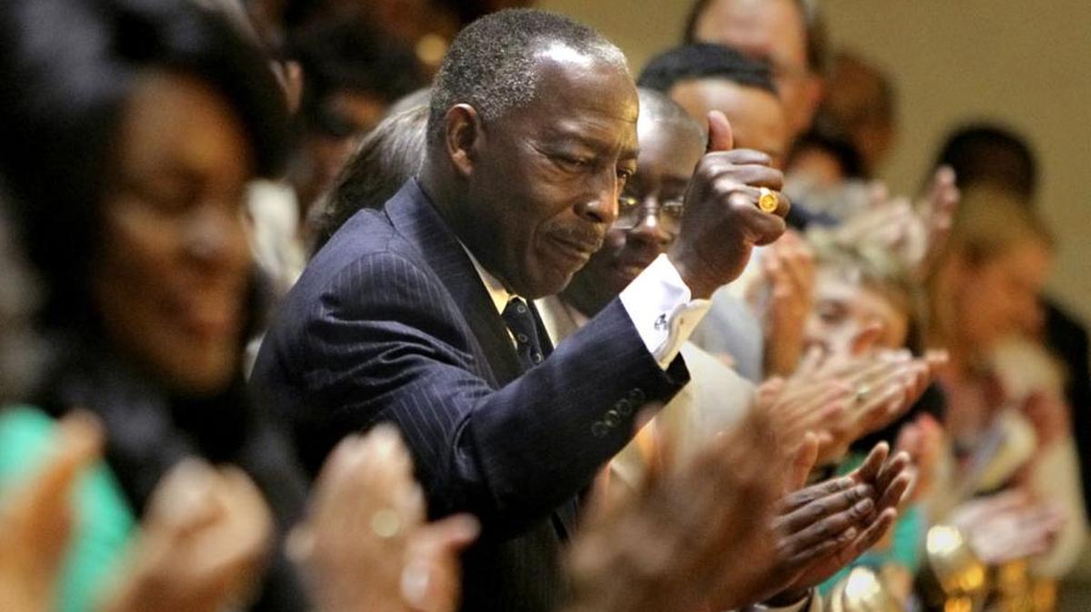 Justice Don Beatty waves from the House balcony after legislators elect him SC chief justice.