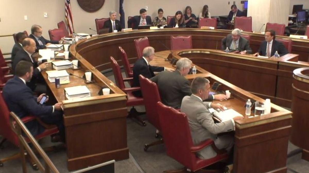 Executives from SCANA, center left, and Santee Cooper, center right, testify before a SC Senate panel this fall about their failed nuclear construction project at the VC Summer plant.